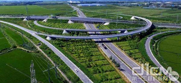 周南高速2017年最新動態(tài)全解析，進(jìn)展與挑戰(zhàn)的挑戰(zhàn)與機(jī)遇探討