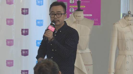 楊柳波最新動(dòng)態(tài),楊柳波最新動(dòng)態(tài)，小巷深處的獨(dú)特風(fēng)味探索