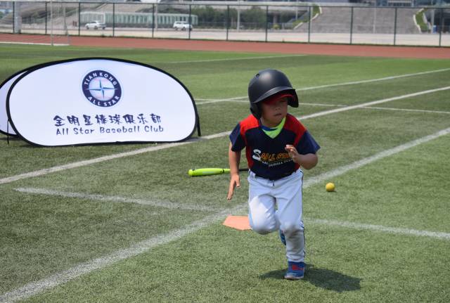 棒球比賽的英文表達(dá)與情感之旅，通過變化尋找信心與成功之路