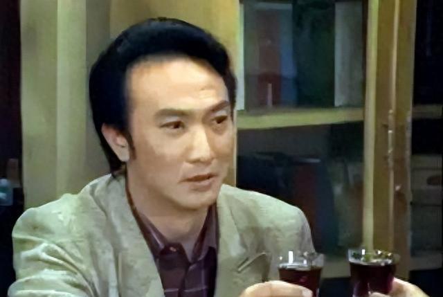 鄭乾龍，演技、影響力與公眾形象的探究