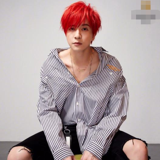 音樂(lè)才子薛之謙的魅力瞬間，最新寫真集結(jié)