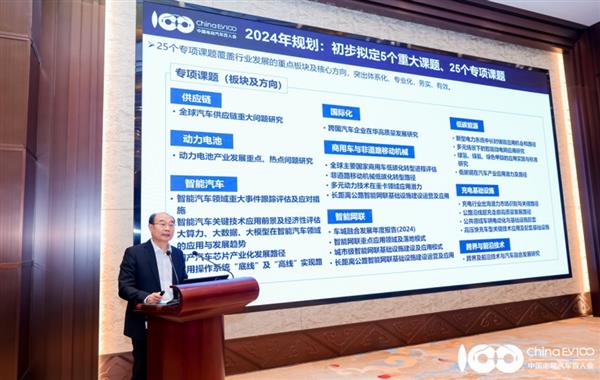 ＂澳門(mén)管家婆100中＂的：釋意性描述解_交互式版4.35