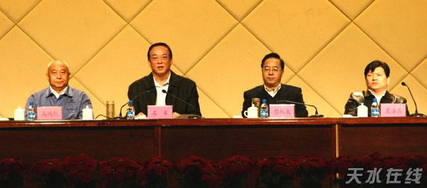 酒鋼馬鴻烈最新動態(tài)揭秘，小巷中的隱藏瑰寶