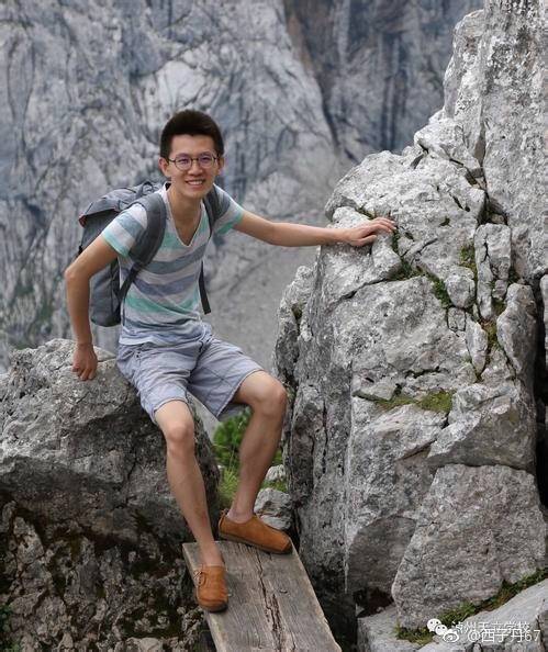 唐立培最新動態(tài)，時代先鋒的嶄新步伐展示