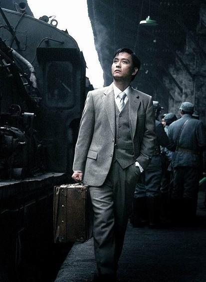 重慶諜戰(zhàn)電視劇,重慶諜戰(zhàn)電視劇，迷霧中的英雄傳奇