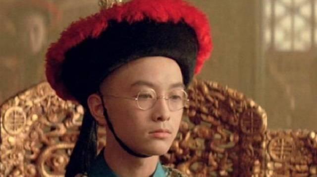 末代皇帝演員與科技產(chǎn)品的完美融合，感受科技魅力的體驗(yàn)