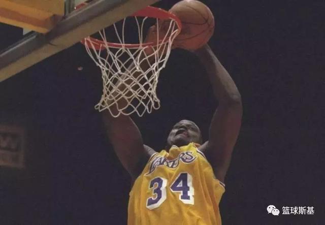 奧尼爾扣碎籃板的比賽，科技巨擘引領(lǐng)籃球新紀(jì)元