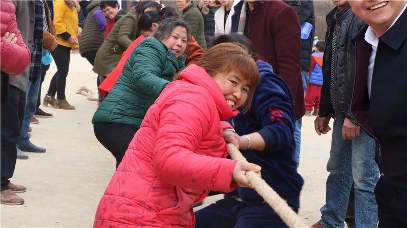 拔河比賽盛大通知，集結(jié)力量，共赴賽場(chǎng)！