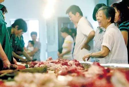 現(xiàn)代畜牧業(yè)發(fā)展多維度解析，肉農(nóng)資訊深度探討