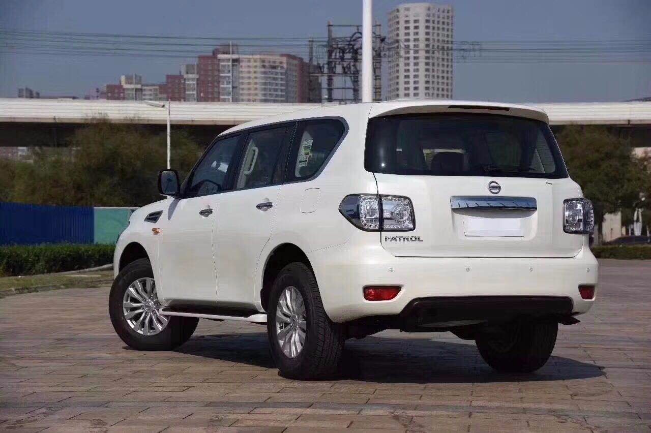 日產(chǎn)最新款越野車，科技與性能的完美融合