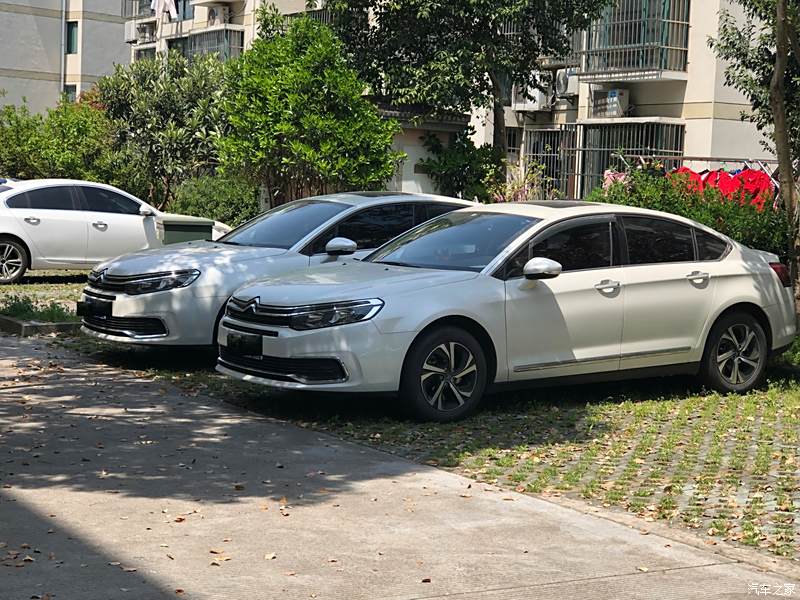 17款C5最新資訊,重磅更新揭秘雪鐵龍全新C5系列，共攬十七款最新資訊！??