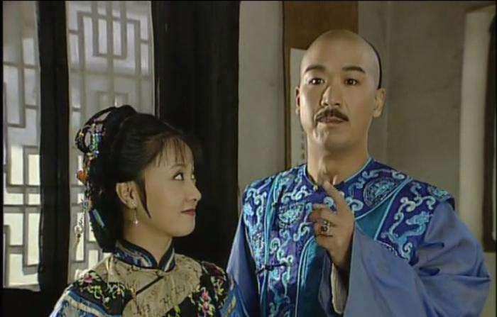 舞臺(tái)上的權(quán)力與藝術(shù)，皇帝演員的獨(dú)特魅力與交織之旅