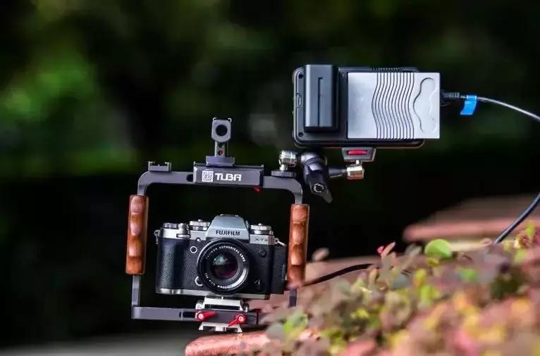 富士XT3上市價(jià)格揭秘，市場(chǎng)反響熱烈，觀點(diǎn)論述全面解析