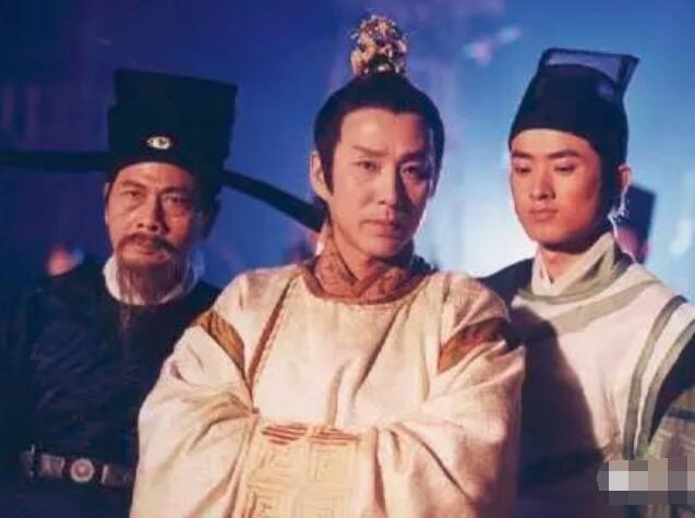 演包青天的演員，演繹變遷、自信與成就的力量傳奇之旅