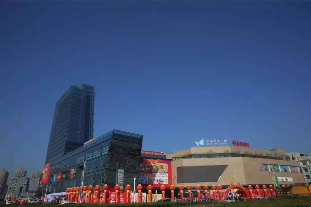 走進(jìn)時代火鍋盛宴，探尋上市火鍋店之旅