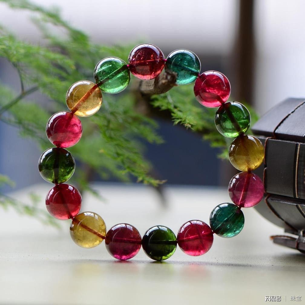 碧璽鑒別與價(jià)格行情，一場(chǎng)自然美景的探索之旅