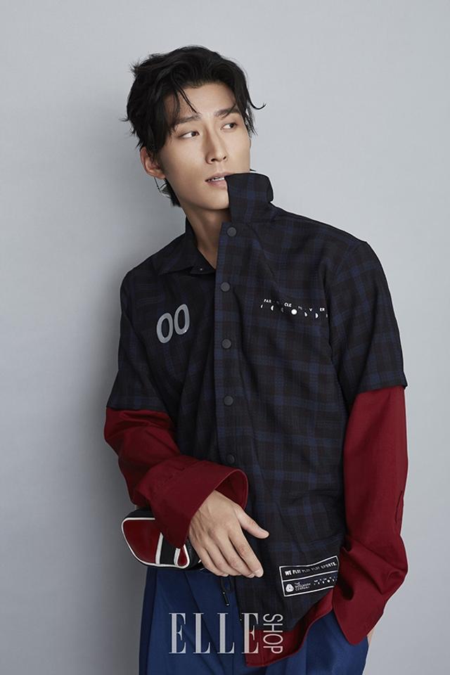 竇驍最新寫真集，時(shí)代星光下的魅力傳奇