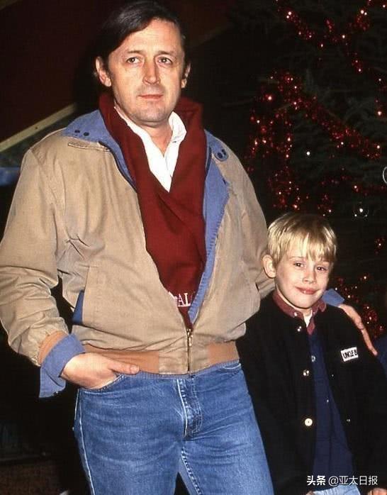 蕾哈娜最新影視作品,蕾哈娜最新影視作品，小巷中的隱藏寶藏，一家特色小店的獨特魅力