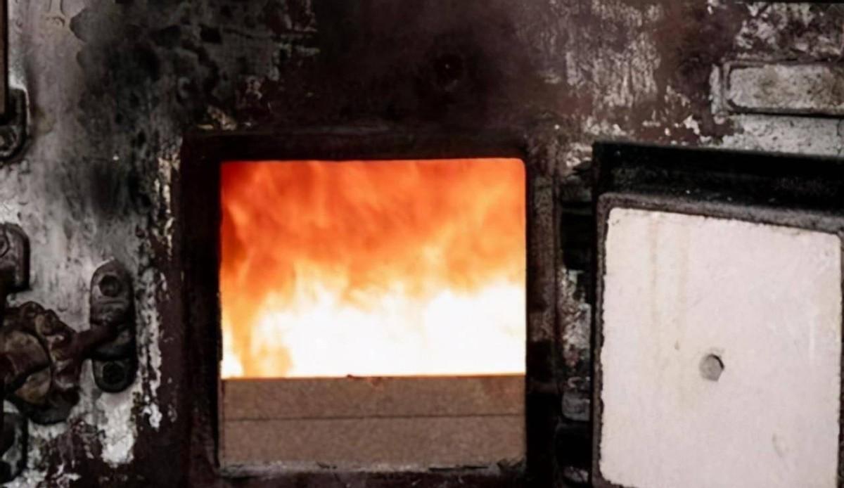 老李采暖爐新款圖賞，詳細(xì)安裝與使用指南