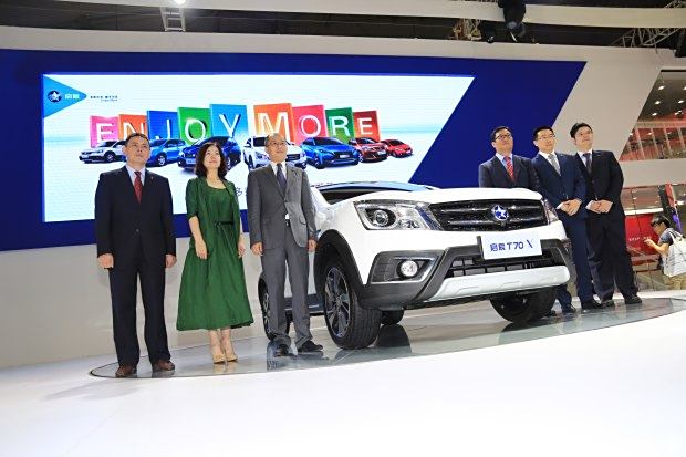 泰辰公司上市背景、歷程及市場地位分析