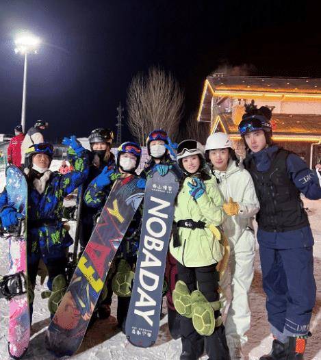 最新滑雪動(dòng)態(tài),最新滑雪動(dòng)態(tài)，科技革新雪上飛馳體驗(yàn)