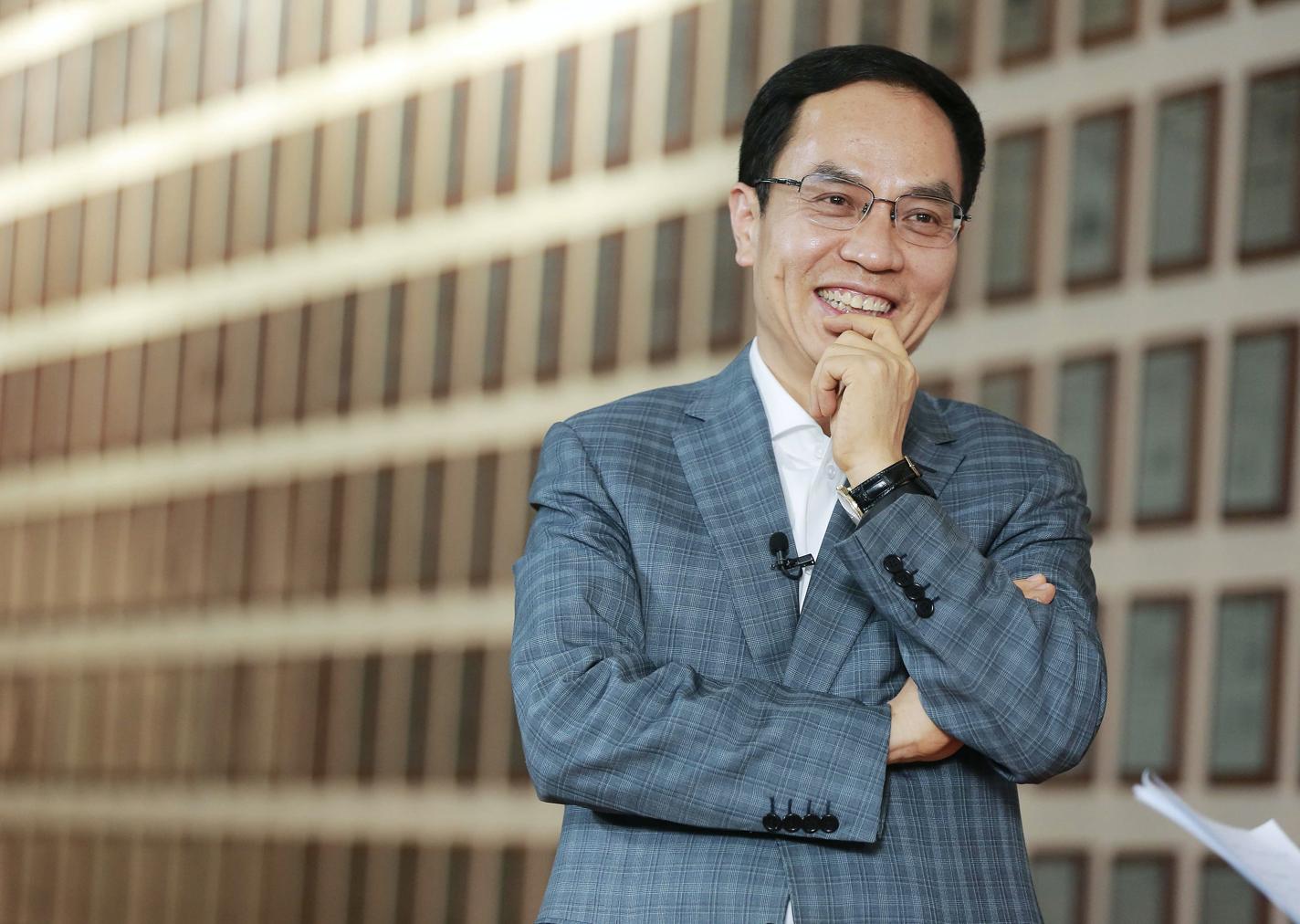 漢能上市公司，自然美景之旅，探尋內(nèi)心平和與寧?kù)o的啟程