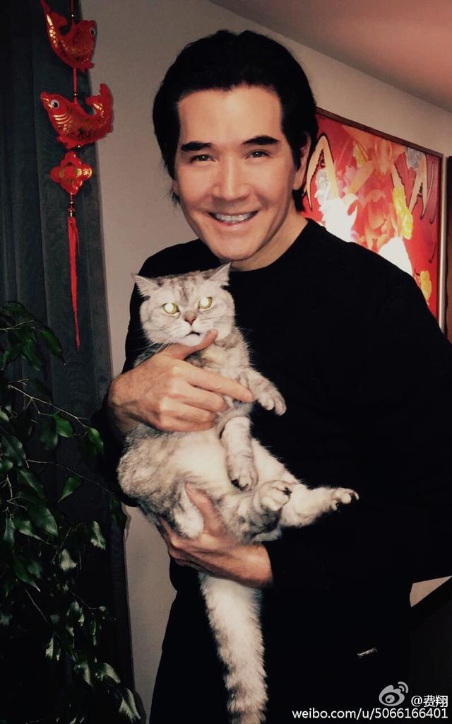 費(fèi)翔微博更新揭秘，小巷神秘小店探險(xiǎn)之旅！