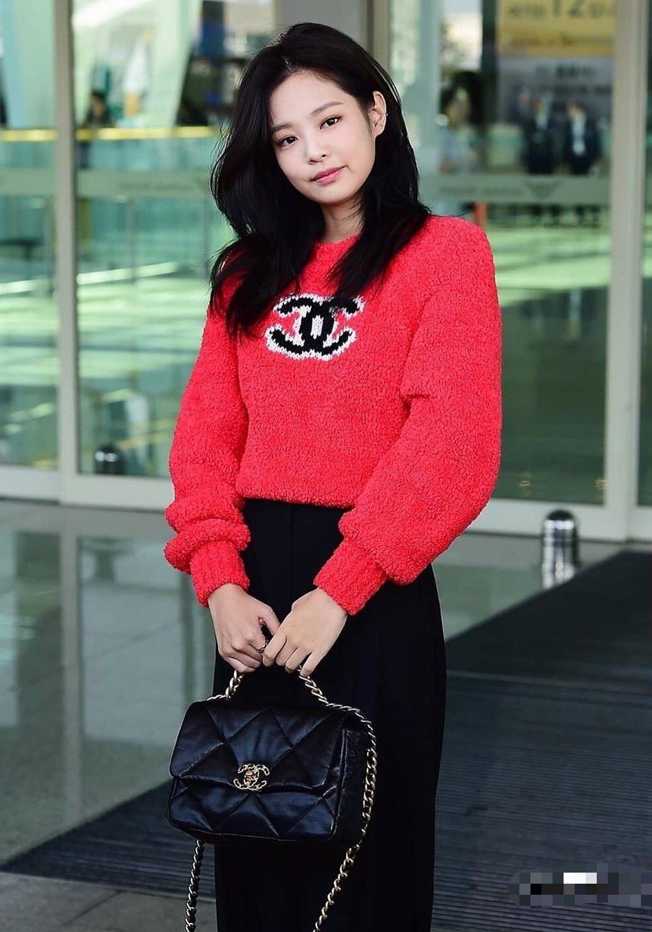 香奈兒最新款包包，科技與時(shí)尚的完美融合重塑生活品質(zhì)風(fēng)尚