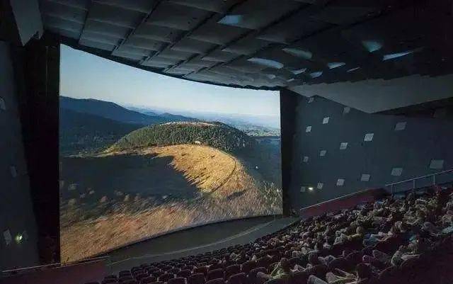 長影電影院,長影電影院，銀幕背后的勵(lì)志故事，如何用學(xué)習(xí)變化點(diǎn)亮自信之光