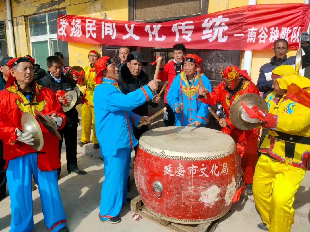 女演員楊舒,女演員楊舒的科技新寵兒——未來(lái)科技產(chǎn)品體驗(yàn)之旅