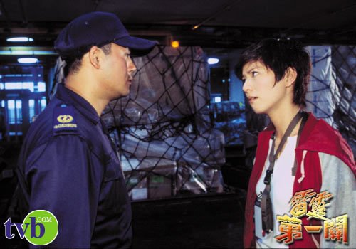 雷霆第一關(guān)演員表揭秘，小巷特色小店探秘之旅