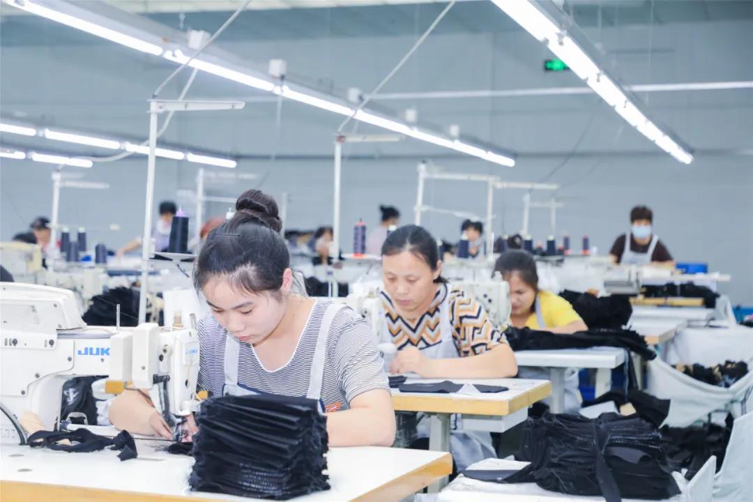 柘城金中服飾招聘啟事，最新職位信息一網(wǎng)打盡