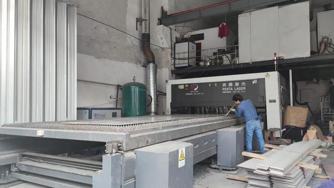 激光切割機，觸摸未來的精工利器，價格與體驗全解析