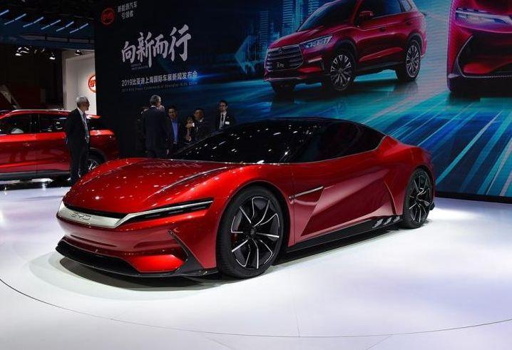 上市采訪揭秘，小巷中的隱藏瑰寶