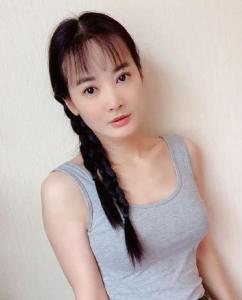 吳海棠，演藝之路的閃耀之星