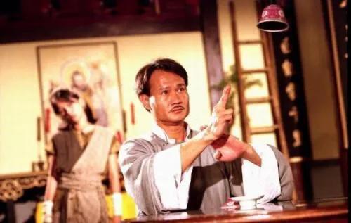 亞視男演員探尋自然美景，尋找內(nèi)心寧靜與平和之旅