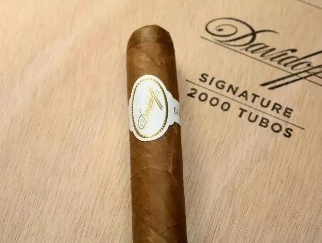大衛(wèi)杜夫2000雪茄價(jià)格查詢與購(gòu)買指南