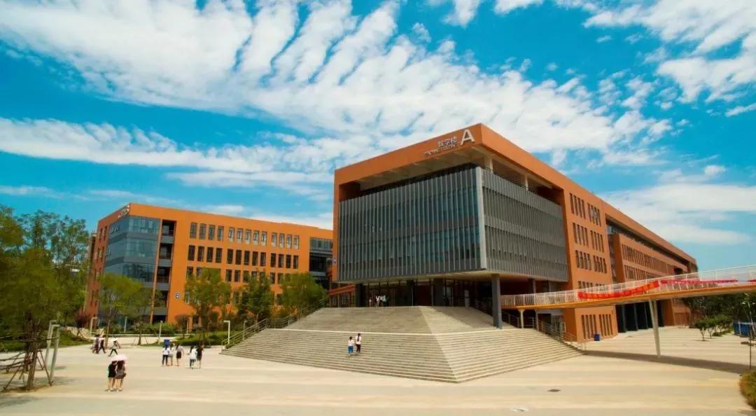 鳳凰傳媒股票行情，逆風(fēng)翱翔，股海航程成就夢(mèng)想之旅