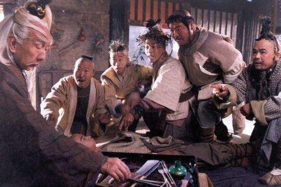 桃谷六仙演員，小巷中的星光閃耀