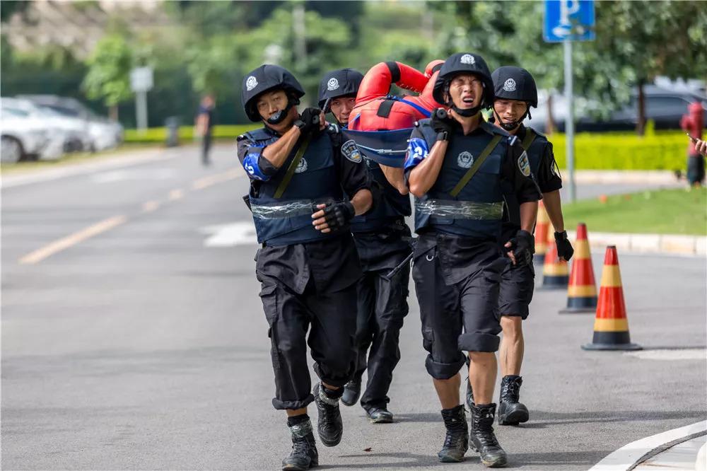 電視劇武裝特警演員表，自信、變化與成就感的勵(lì)志之旅探索