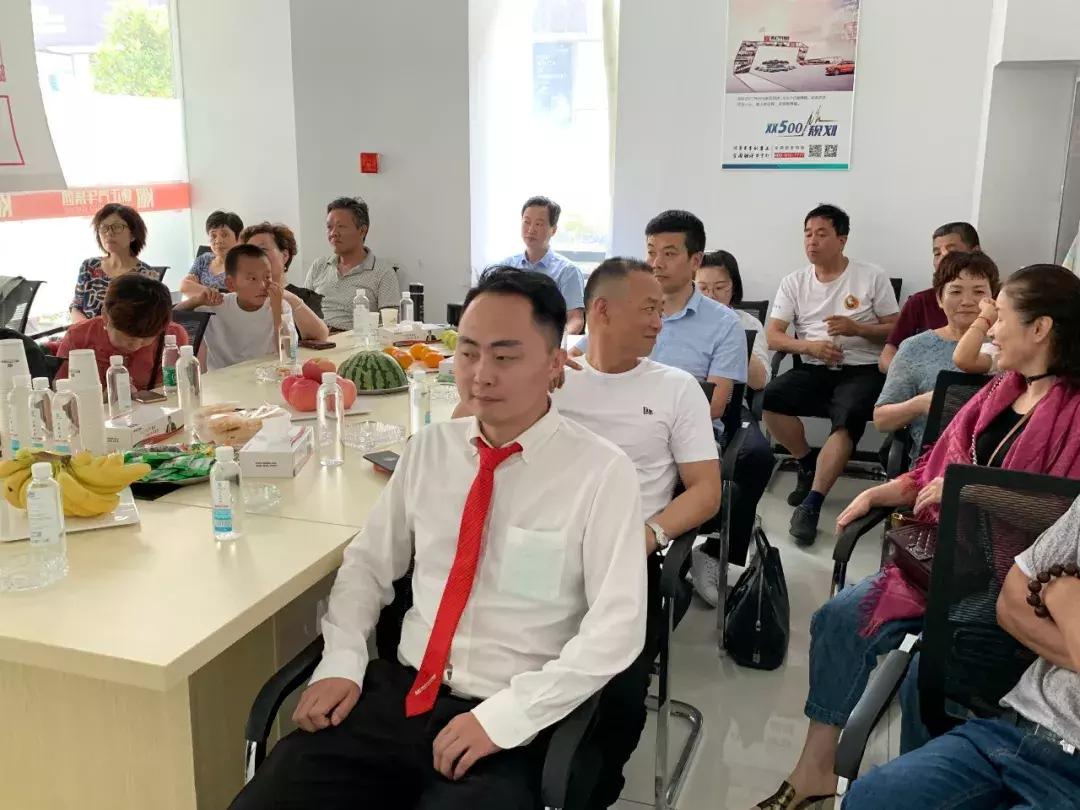 康正汽車集團(tuán)最新資訊，小巷中的隱藏瑰寶，探索獨(dú)特環(huán)境的小店故事揭秘！