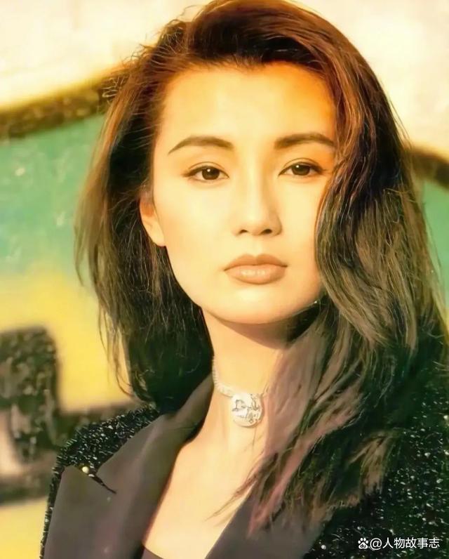 港澳女明星的獨特小巷之旅，繁華背后的隱秘小店揭秘