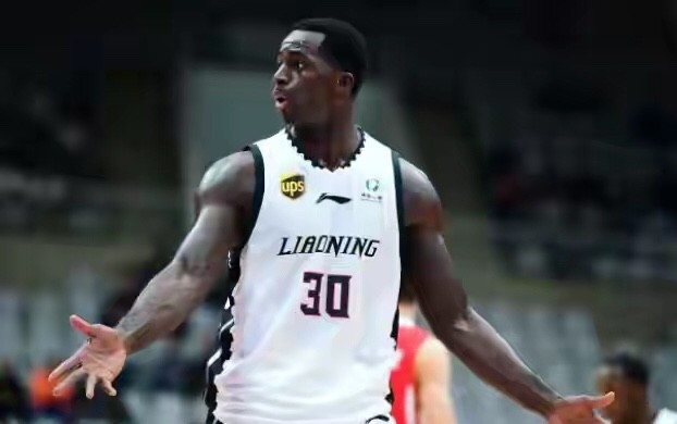 遼寧男籃外援最新動(dòng)態(tài)，科技重塑籃球魅力，競(jìng)技激情空前體驗(yàn)