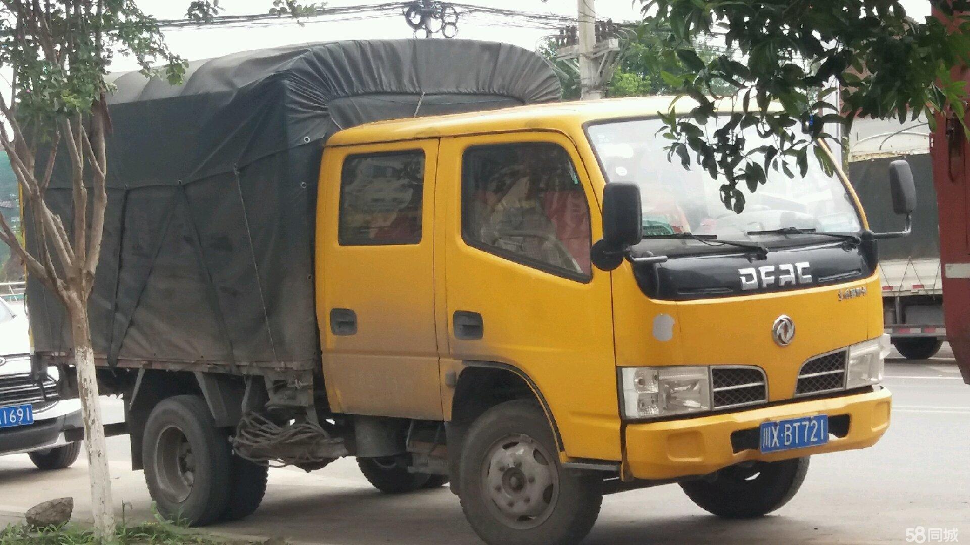 東風(fēng)雙排輕卡最新款，引領(lǐng)城市物流新時(shí)代的翹楚典范