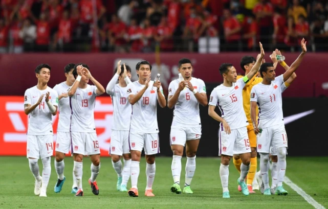 中國(guó)足球最新動(dòng)態(tài)，踏自然之旅，尋找內(nèi)心平靜之路