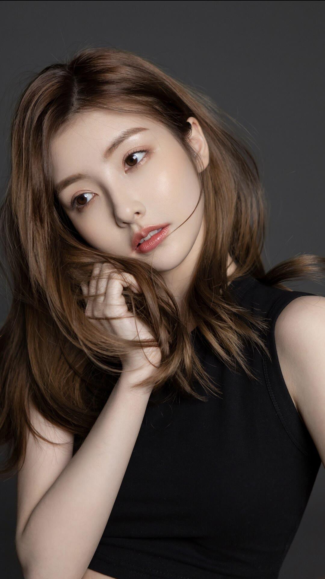 聯(lián)盟美圖秀最新一期，時(shí)代印記與潮流盛宴的炫酷呈現(xiàn)