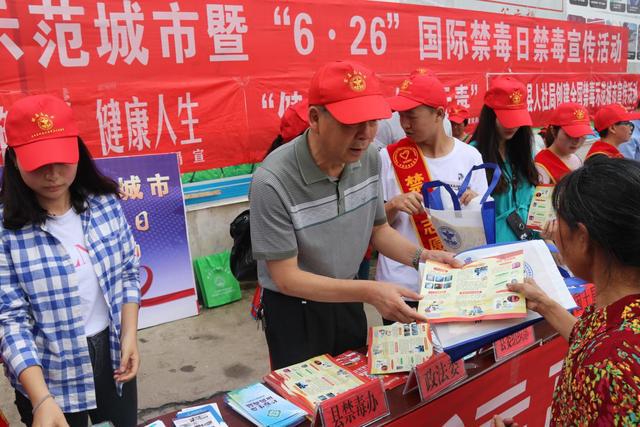 普安縣新任財政局局長引領(lǐng)改革，推動縣域經(jīng)濟(jì)新發(fā)展