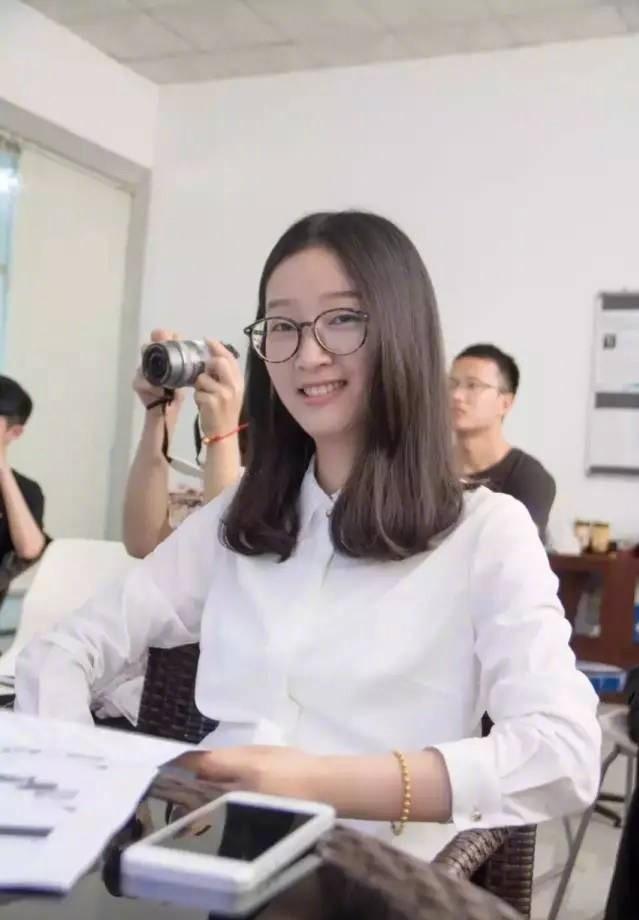 失蹤女孩章穎穎最新消息揭秘，神秘小巷中的小店關(guān)聯(lián)揭秘？