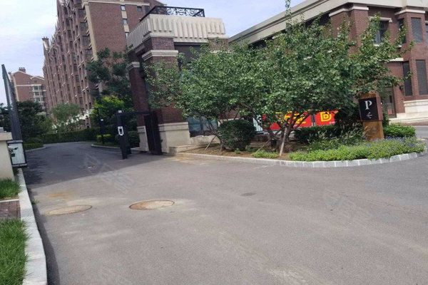 海梓府漏水緊急修復(fù)進(jìn)行中，最新進(jìn)展速覽！