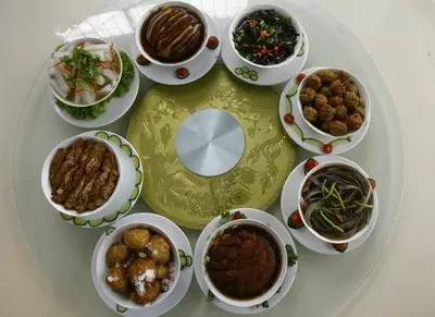 新沂八大碗最新版，小巷中的美食秘境探索